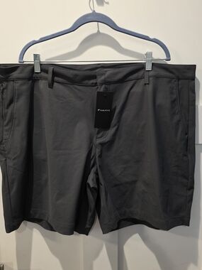 NWT Fabletics The Don Shorts Mens Onyx Gray 44x8 Golf Water Resistant No Wrinkle